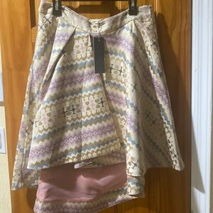 Gracia high low skirt. Size medium.